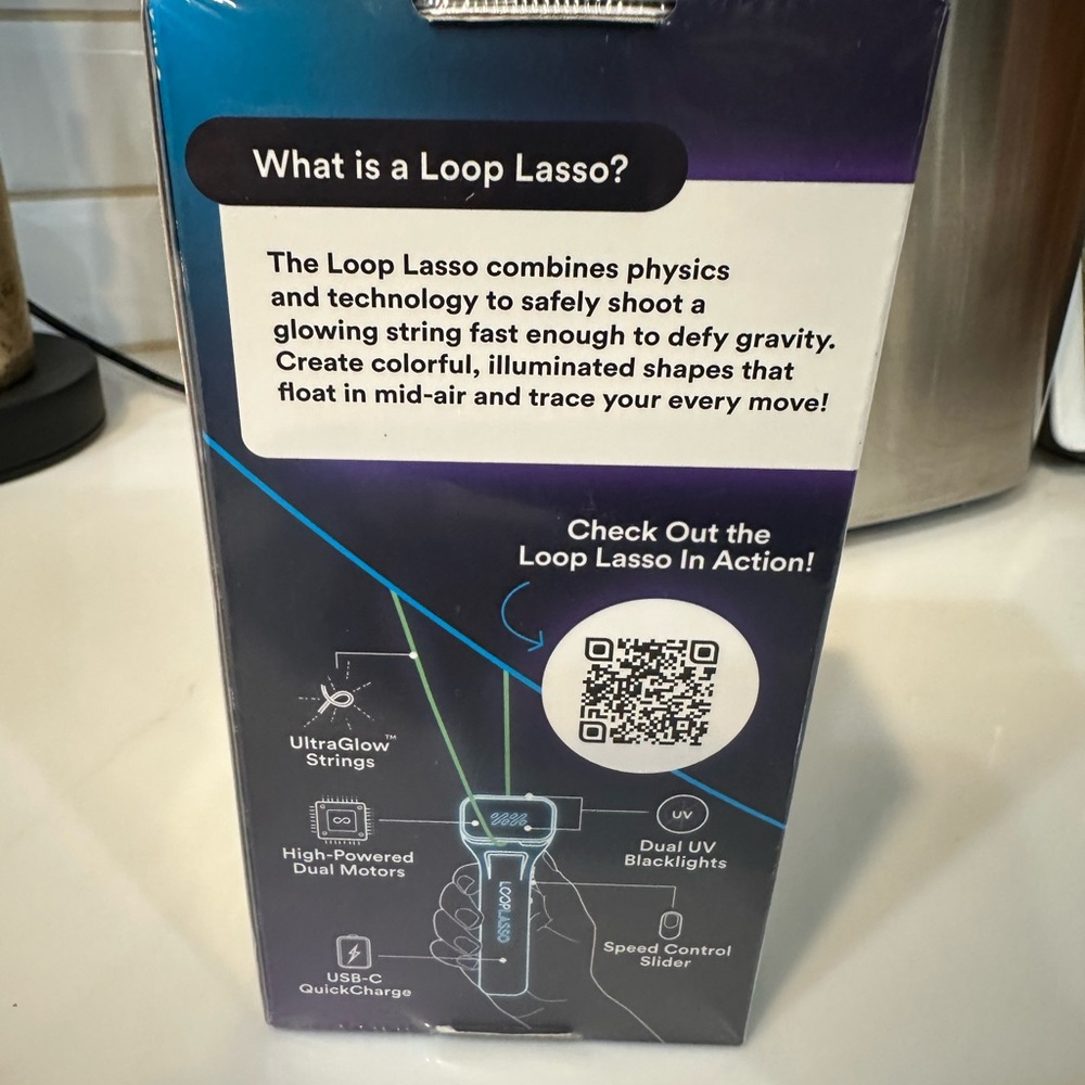 LoopLasso Interactive Light Toy - Picture 4 of 7